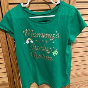 ‘Mommy’s Lil Lucky Charm T- Shirt Size 5T